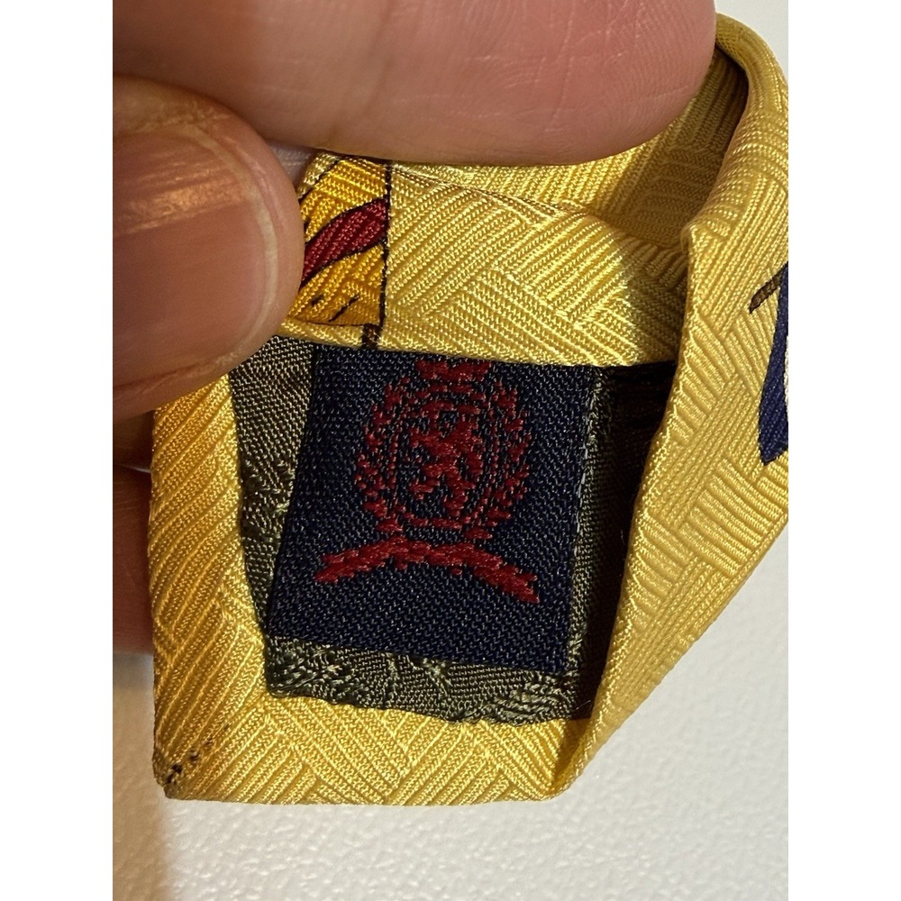 Vintage Tommy Hilfiger Yellow 100% Italian Silk Necktie Nautical Flags USA - Picture 7 of 7